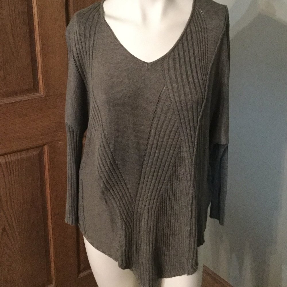 Never worn light v neck sweater